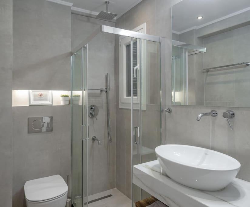 Modernised Athenian Apartment /W 2Br & 2Ba Exterior foto